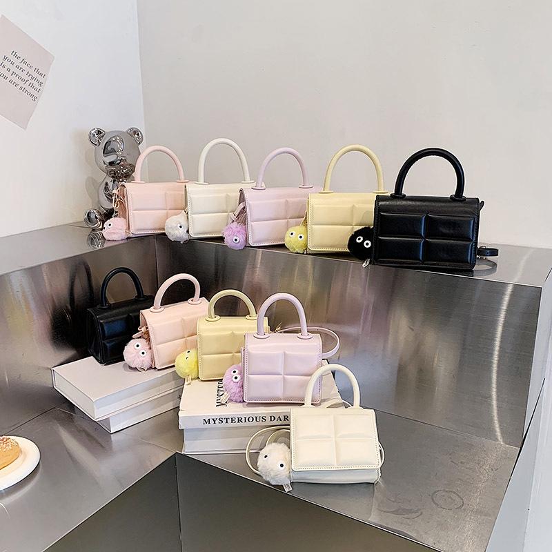 Summer New Fashion Niche Solid Color Flip Small Square Bag Portable Shoulder Oblique Span Women's Bag