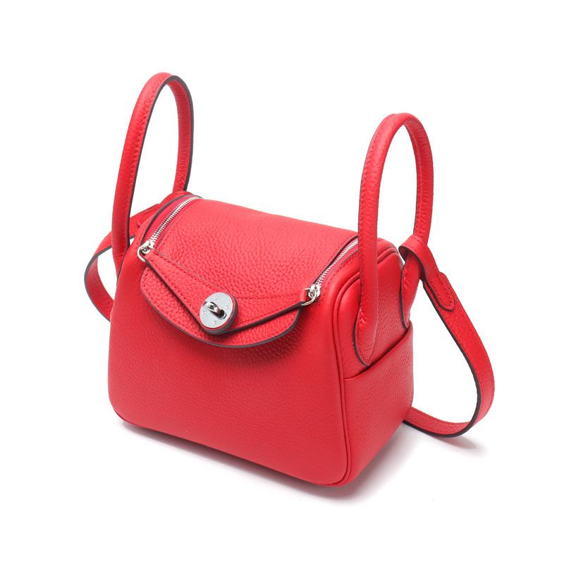 New First-layer Cowhide Lindy Bag, Genuine Leather Shoulder Messenger Bag, Fashionable Doctor Bag, Mini Bag, Silver Buckle, Silver.