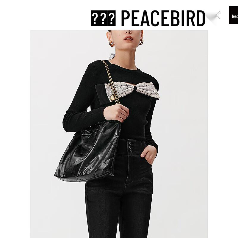 Женский трикотажный пуловер с бантом Peacebird L