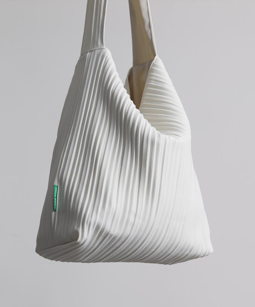 Green Stuff Simple Shopper Bag 62 Random Pleats - Ivory