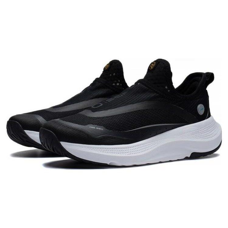 Li Ning SOFT GO Reflective Slip Resistant, Abrasion Resistant, Breathable Low Top Casual Shoes Women's Black AGLT106-2