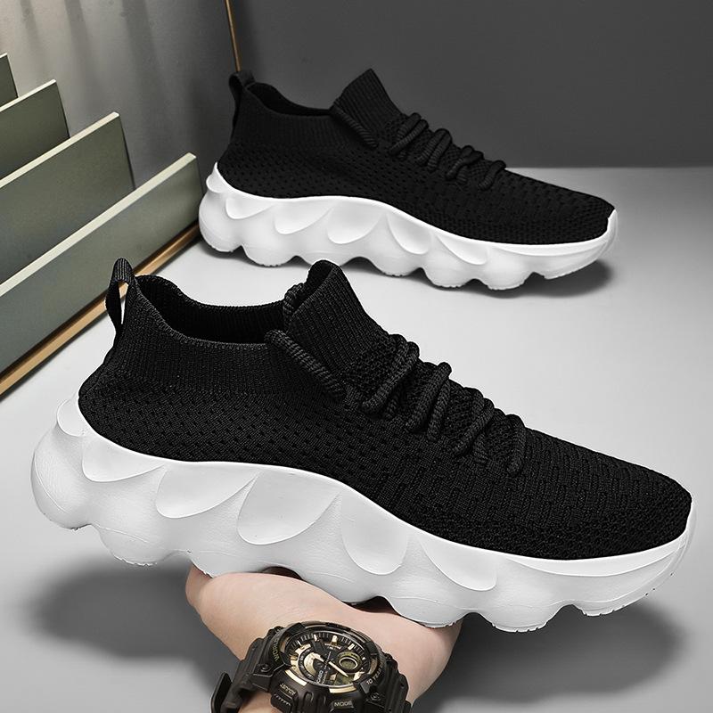 New large size men's shoes lightweight breathable socks shoes men's lace-up outdoor sports and leisure shoes men's mesh shoes