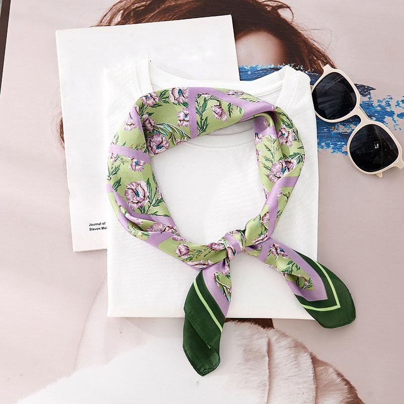 Fashionable Silk-Like Square Scarf Lightweight Stylish Versatile For Women Spring Autumn Casual Wear Neutral Colors Multi-Purpose Accessory