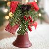 Weihnachtsglocke Dekoration Schleife Dekor Hängende Dekorative Glocke Mit Tannenzweigen Rote Früchte Innen Außen Hängendes Schmuckstück