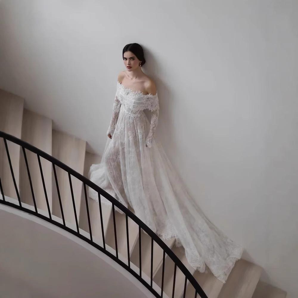 Ein-Wort-Schulter leichtes Hochzeitskleid Damen klein lang und klein schleppend Hochzeitskleid Mori-Türkleid neu