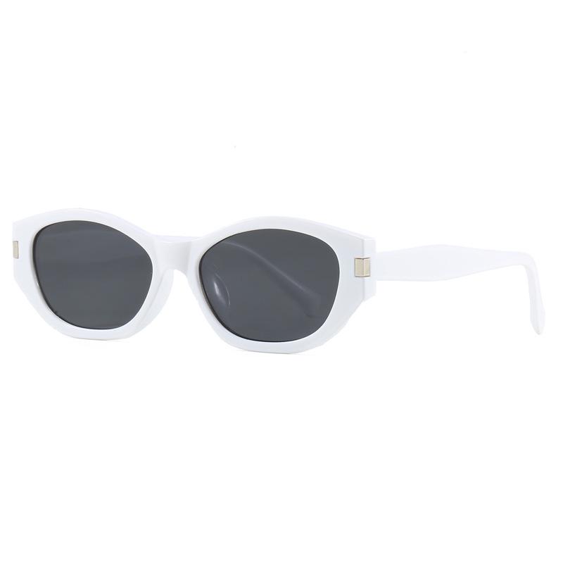 Retro High-End Polygon Sunglasses: Unisex UV Protection with Face-Slimming Design