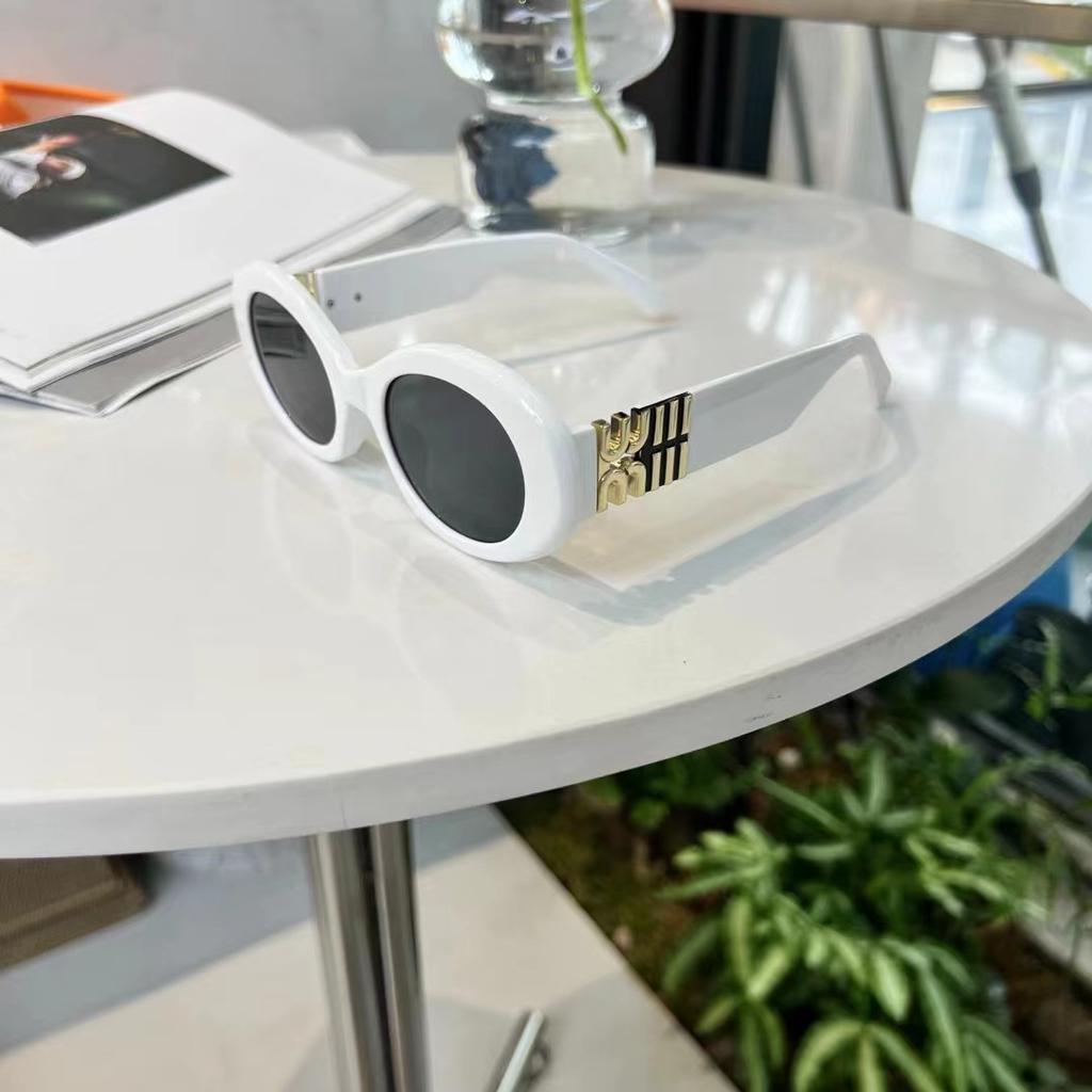 Fashionable Oval Shape Sunglasses Ladies Fashion Stylish Anti-glare Ladies Sun Glasses Travelling Hiking Fishing Male Sunglass