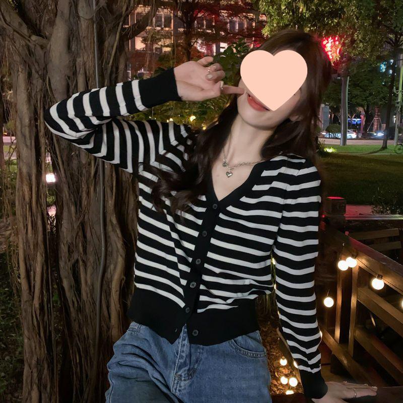 

Корейський ретро смугастий в язаний кардиган для жінок - Шикарний короткий топ на початок весни