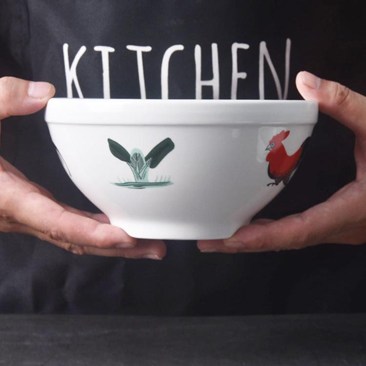 Retro Classic Rooster Design Multi-Purpose Bowl: Perfect for Soup, Noodles, Rice, and More!