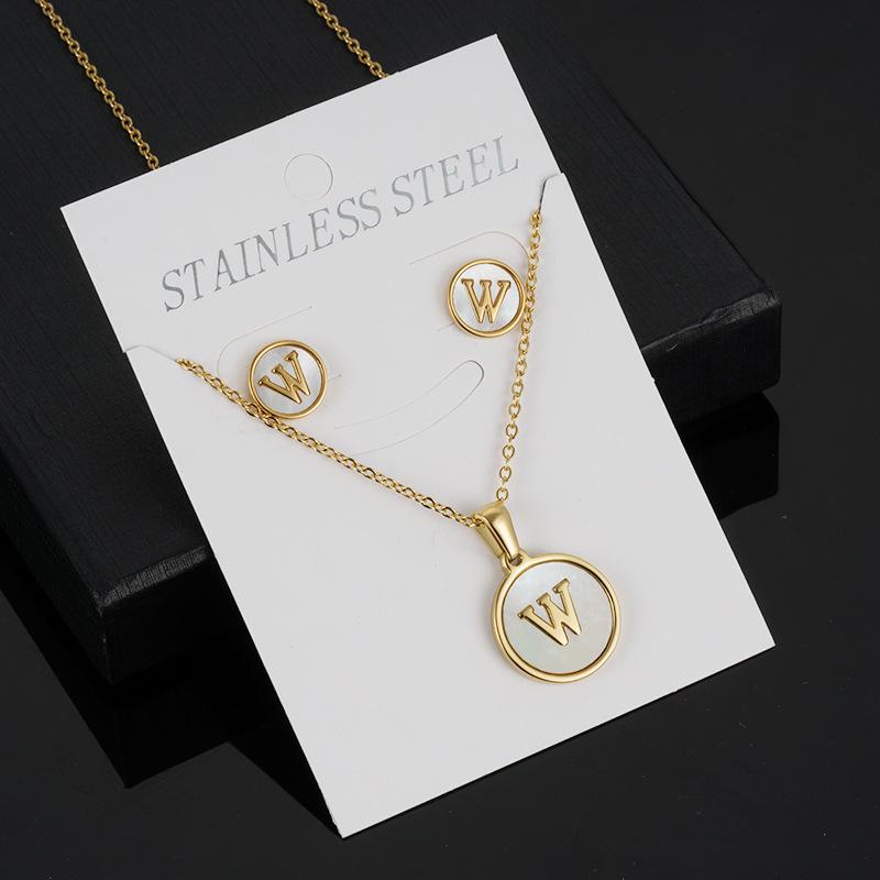 18K Gold-Plated Stainless Steel Alphabet Necklace Set: Cross-Border Women’s 26-Letter Round Shell Pendant