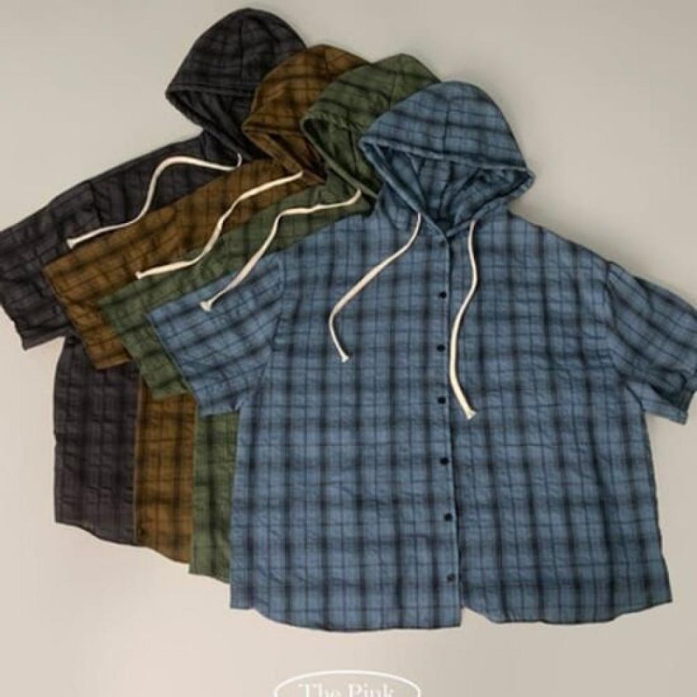 The Pink Comi Check Sheer Hoodie Short Sleeve Shirt