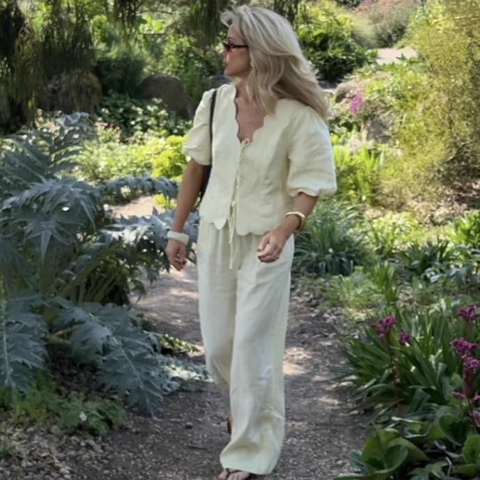 Europäisches und amerikanisches Damen 2025 Frühfrühlings Puffärmelhemd und Freizeithosenset