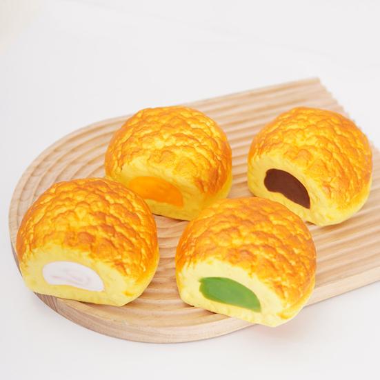 Realistic Bread Squeeze Toy Slow-Rising PU Fidget for Stress Relief Cute Food-Themed Decompression Gadget for Kids Adults