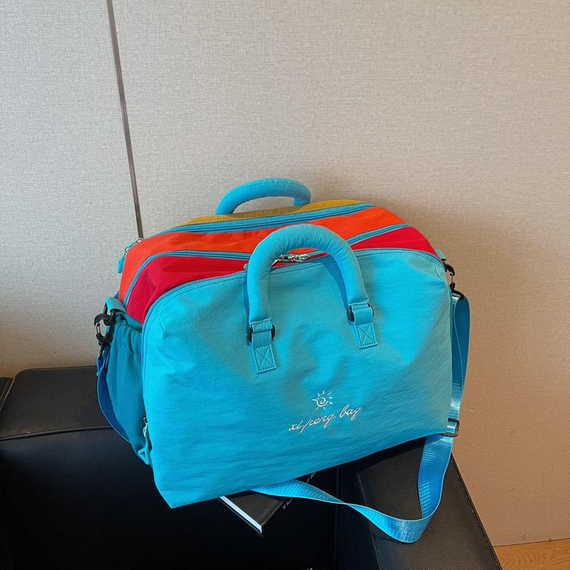 

Spicy girl style travel bag, washable large shoulder bag, crossbody for commuting, large capacity outdoor handbag, storage bag синій