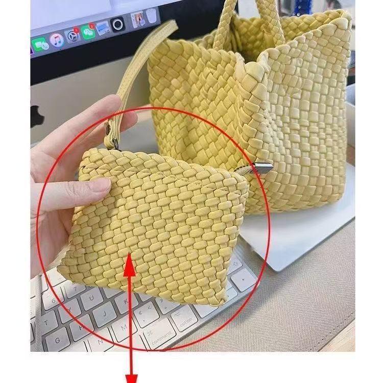 Niche Handmade Woven Dumpling Bag: 2025 High-End Drawstring Handbag & Mother-Child Market Bag
