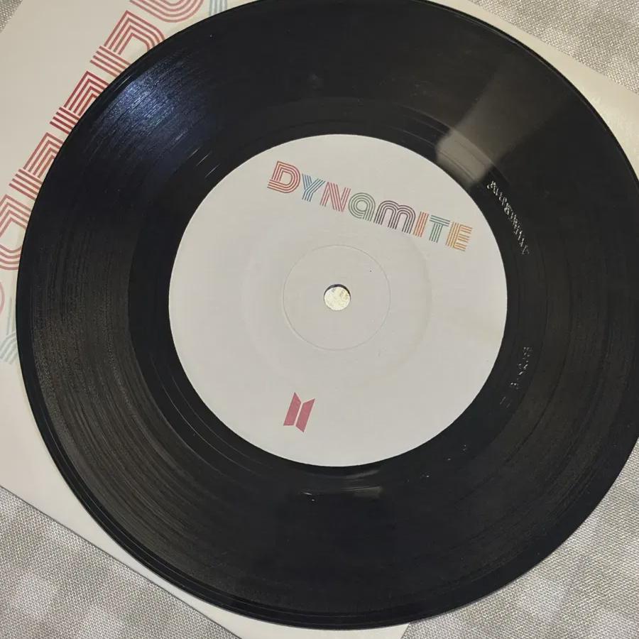 

BTS BTS Dynamite Dynamite LP LP LP Виниловая пластинка