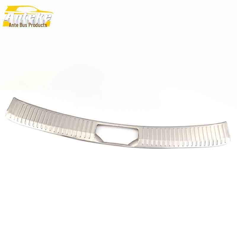 

Venucia T70 (2015-2019 роки) Захисна смуга заднього бампера з нержавіючої сталі