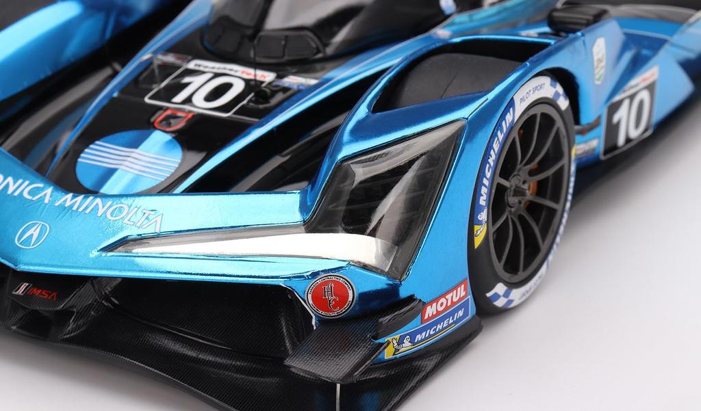 NEJVYŠŠÍ RYCHLOST Acura GTP IMSA Daytona 24 hodin 2023 2. místo vůz Konica Minolta Acura Dokončený produkt ARX-06 #10 v měřítku 1/18
