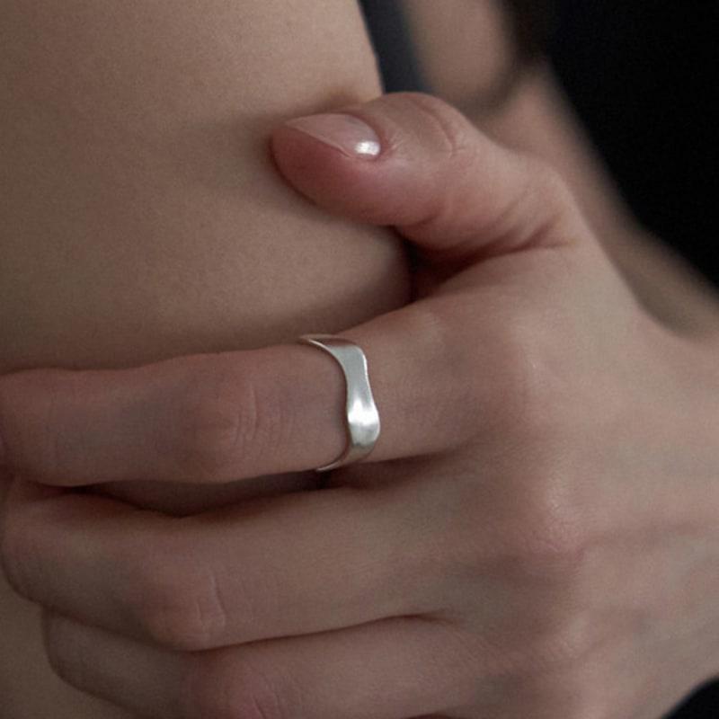 Zney Water Flow Ring