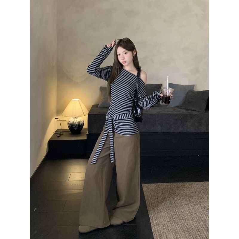 Kumikumi Stylish Slant Shoulder Elegant Stripes Strap Long-Sleeved T-shirt Women's Autumn Waist Slim Fit Versatile Top