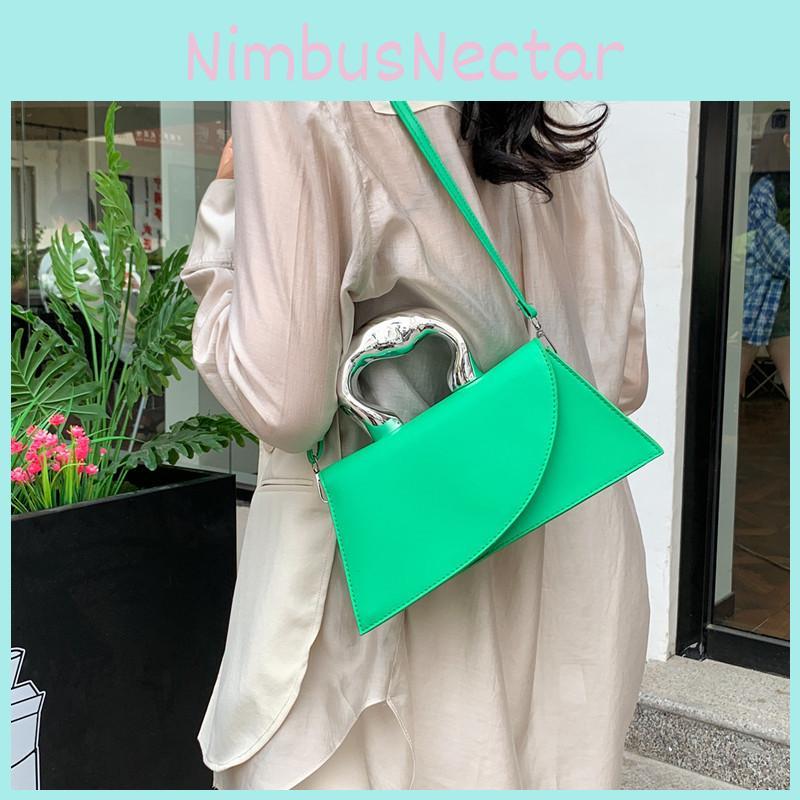 Chic And Elegant 2024 Solid Color Handbag For Women Street Style Crossbody