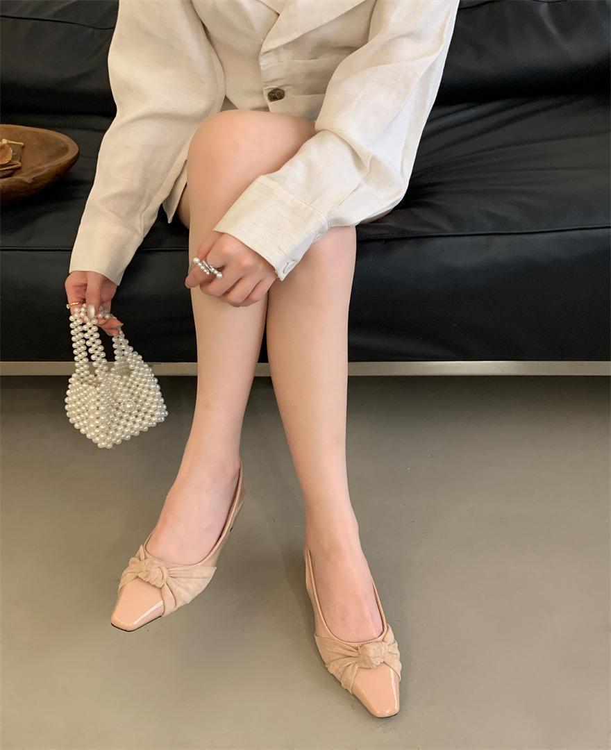 

2025 лето новые шлепанцы на высоком каблуке с круглым носком, пляжный отпуск, ветрозащитные, с открытым носком, крутые шлепанцы, сандалии на среднем каблуке 39 телесный