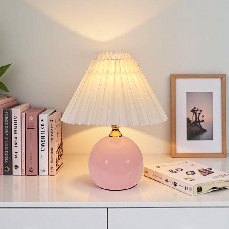 Pleated Cream-Style Table Lamp, Bedroom Bedside Lamp, Nordic Night Light, Dimmable Eye-Caring Lamp for Amazon