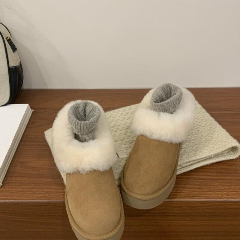 Snow Boots Women's Winter Fur In One 2025 New One-foot Slip-on Velvet and Thickened Woolen Cotton Shoes