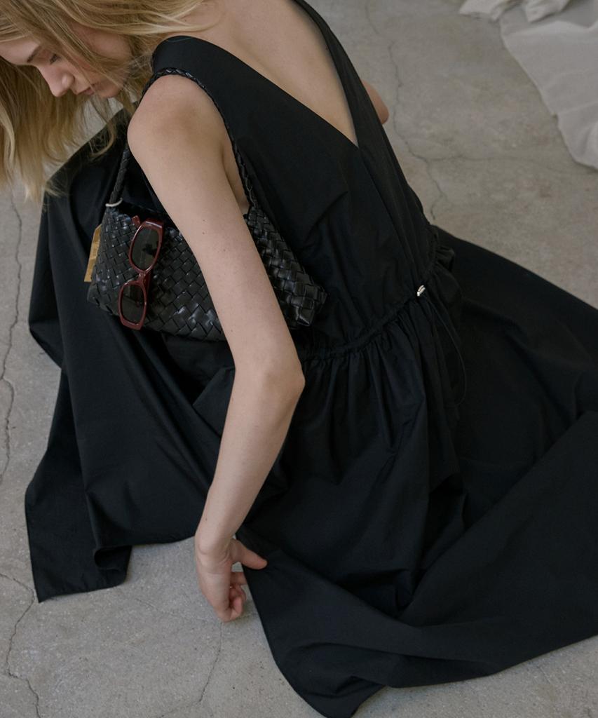 SIGREAT Airy Low String Dress_Black