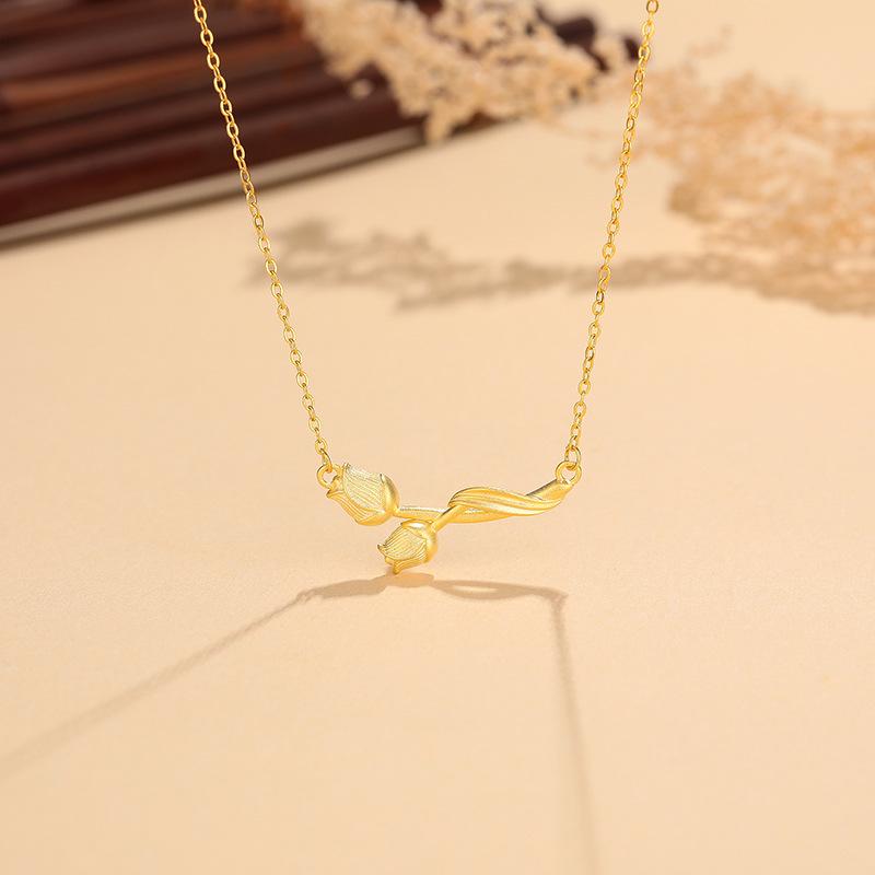 Tulpenkette mit Ins-Stil und Elegantem Mädchen Hundert Türme Modedesign Sinn Kragenkette