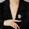 Light luxury fashion natural shell freshwater pearl leaf brooch elegant temperament coat jacket suit personalized pin