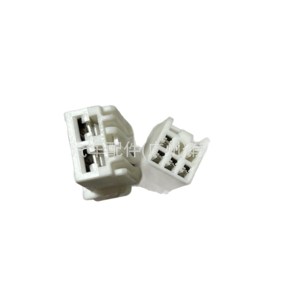 Suitable for Honda PILOT Electric Tailgate Hydraulic Support Rod 74961TG7315 74981TG7315.
