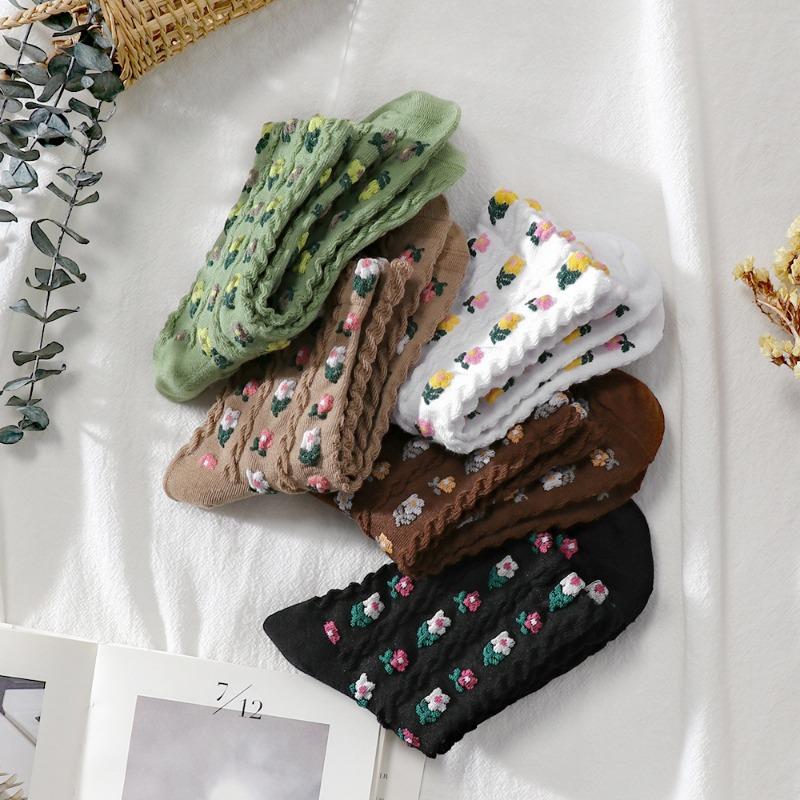 5 Paar Damen Herbst und Winter Neue Mode Alle Arten von Schönen Blumen In der Röhre Baumwollsocken