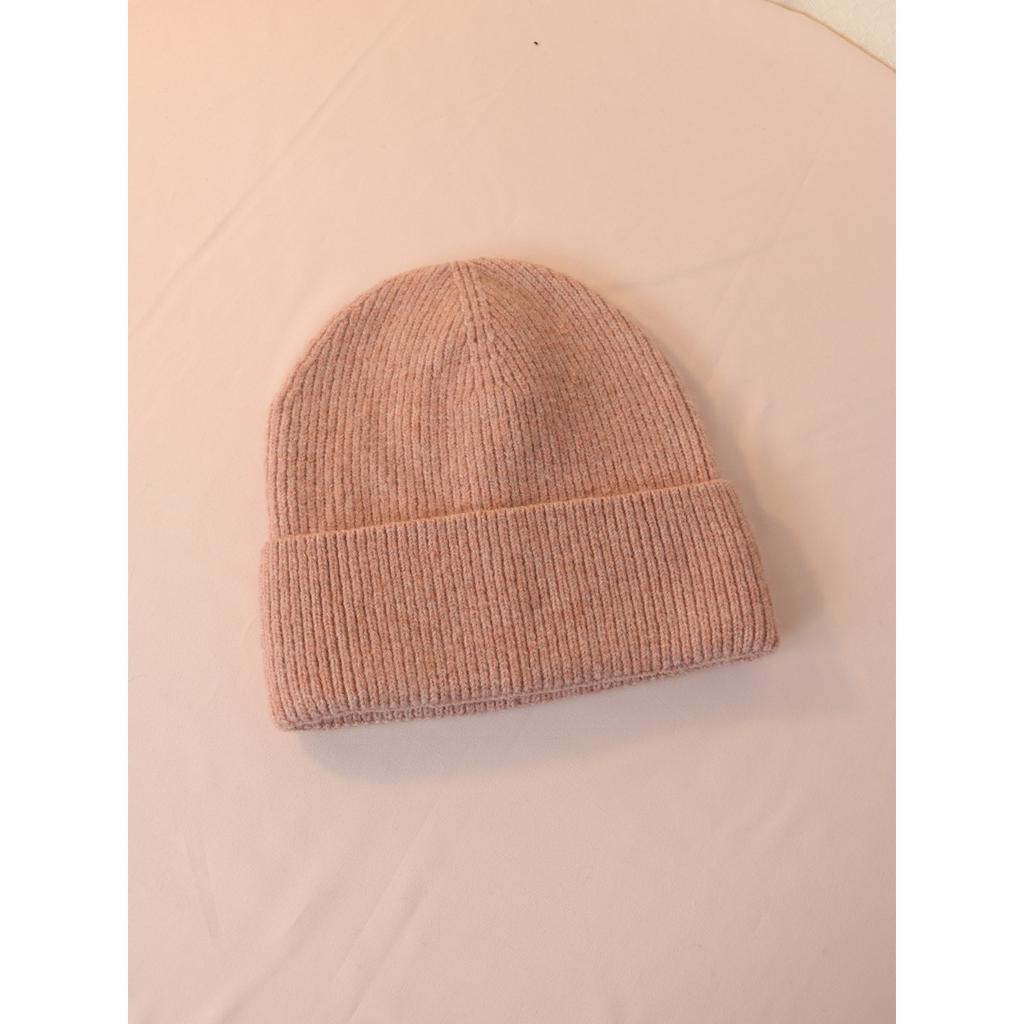 Ladies, Hats, Warm Hats, Woolen Hats, Cold Hats, Knitted Hats