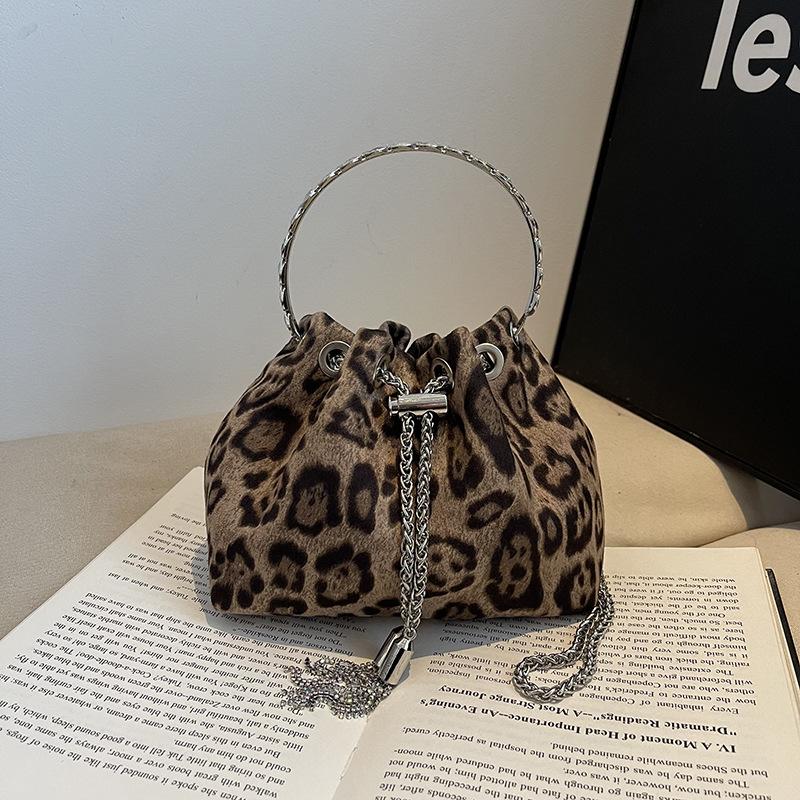 New Bucket Bag Fashion Chain Handbag Trend Leopard Print Bag Shoulder Messenger Women's Bag