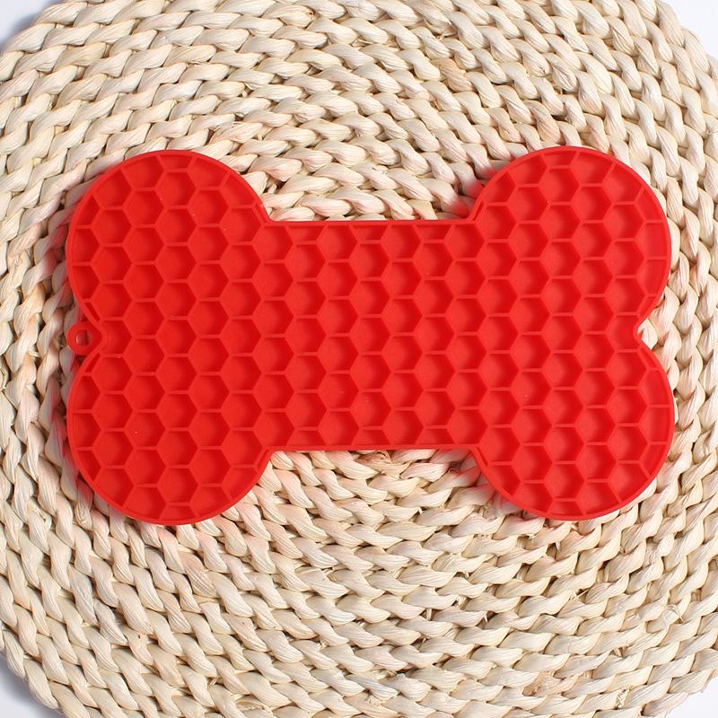 Pet Silicone Non-Slip Slow Feeder Mat - Round Food-Grade Lick Mat for Cats & Dogs