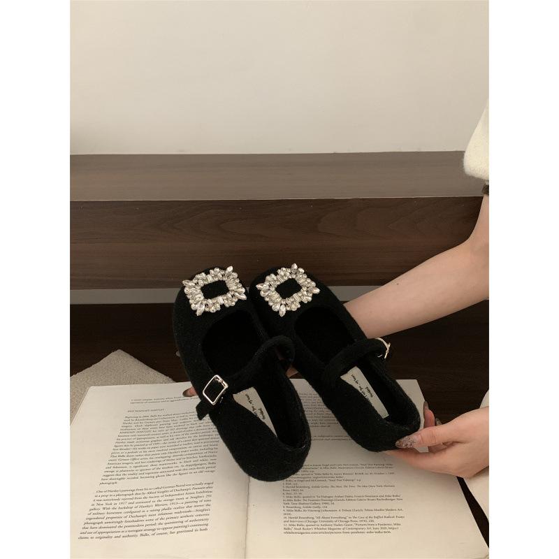French flat-bottomed velvet Mary Jane fluffy shoes for women's 2025 autumn and winter retro rhinestones with skirts and warm shoes