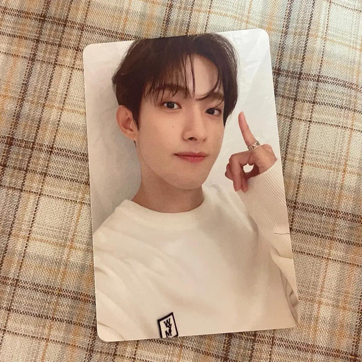 

Dk Tupoa 24h Trade Photocard