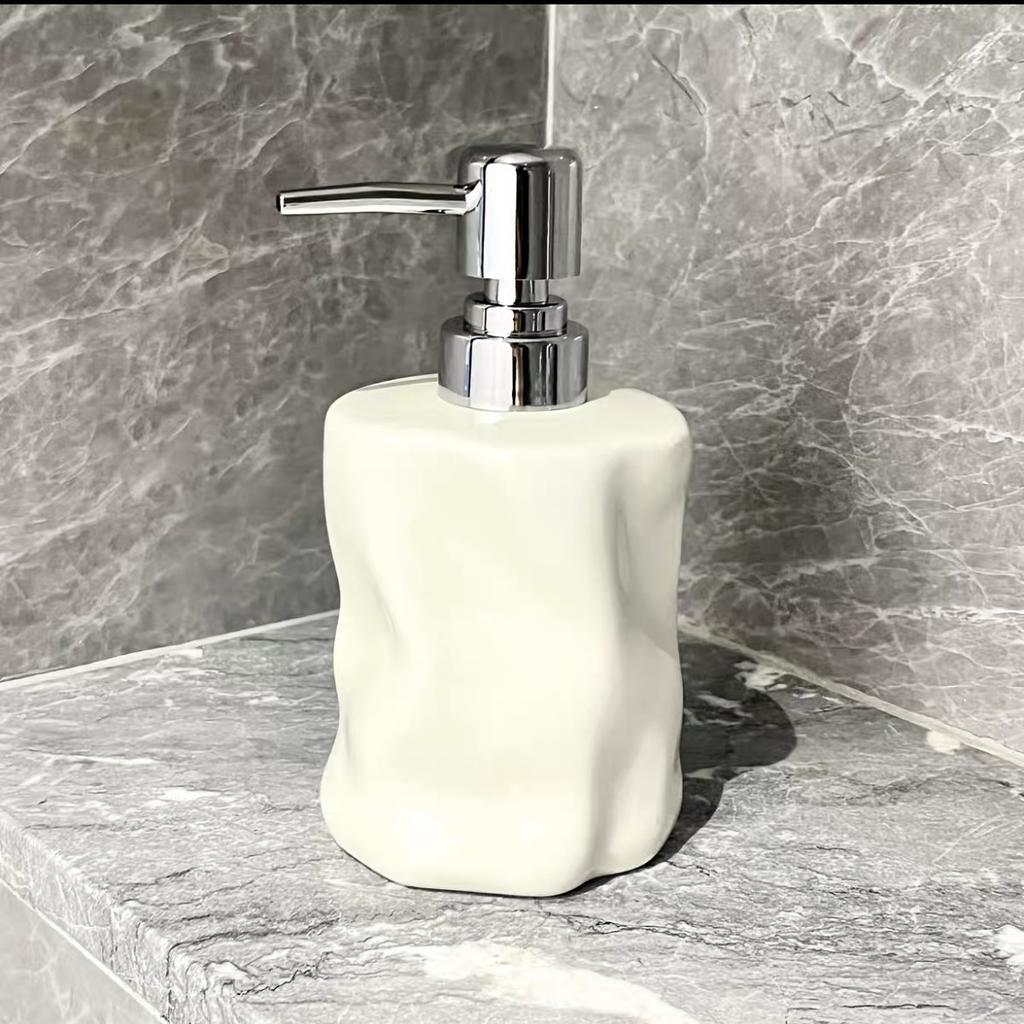 400ml Ceramic Lotion Bottle Bathroom Accessories Home Soap Container White Silver Home Hotel Makeup Remover Shampoo Storage Jar
