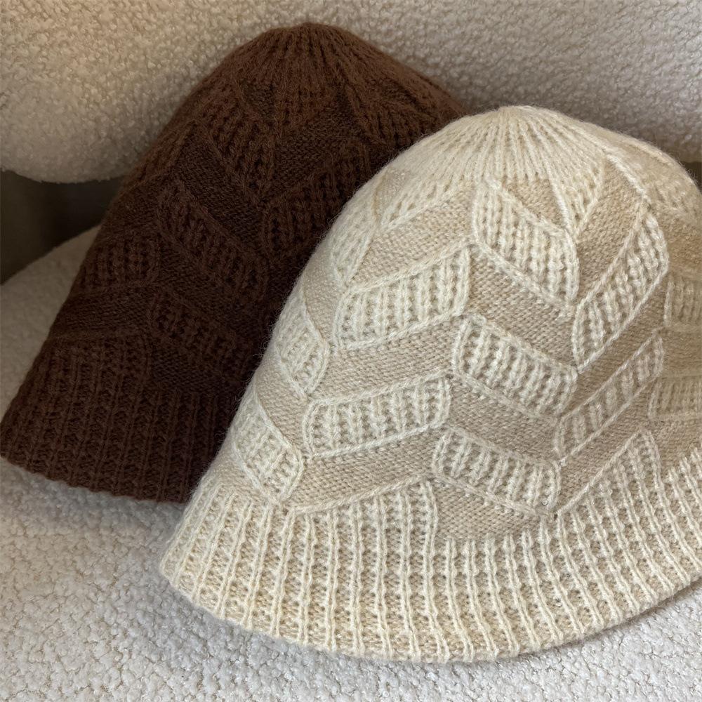 

Sunscreen visor women s new knitted hat spring autumn winter foldable bucket hat high sense average size throughout the day бежевий