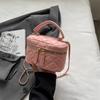Rautenstickerei Faden Nischen Design Tasche 2026 Neue Damen Tasche Sommer Beliebt Beliebte Ketten Umhängetasche Quadratische Sling Tasche