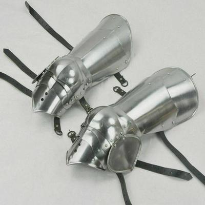 Gothic Leg Guard Armor Set Medieval Knight Crusader Spartan Costume Present