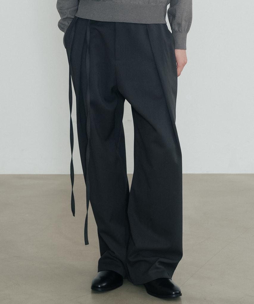 SSIN AND LEE Serin Belted Slacks Charcoal