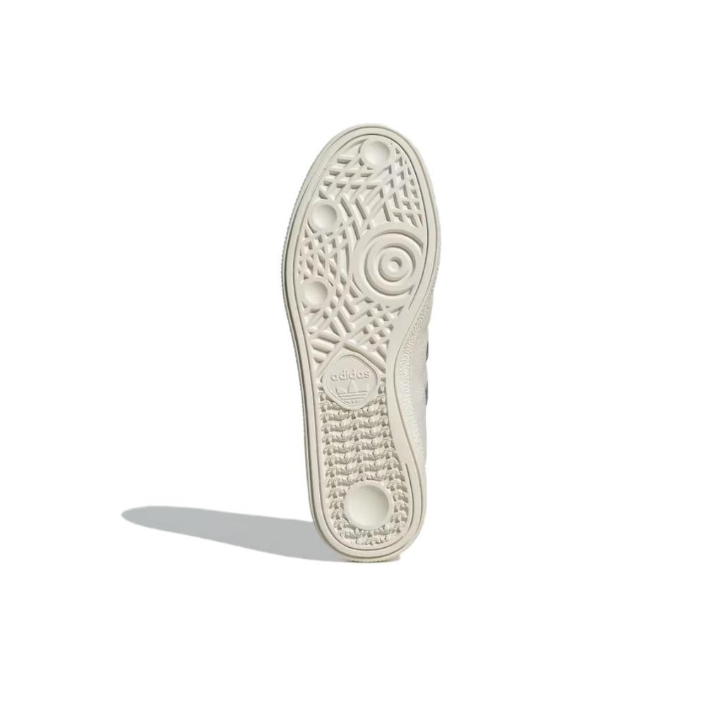 Adidas  Handball Spezial Weltmeister Pack - White Silver Metallic Women Sneakers Cloud-White Off-White IH0134