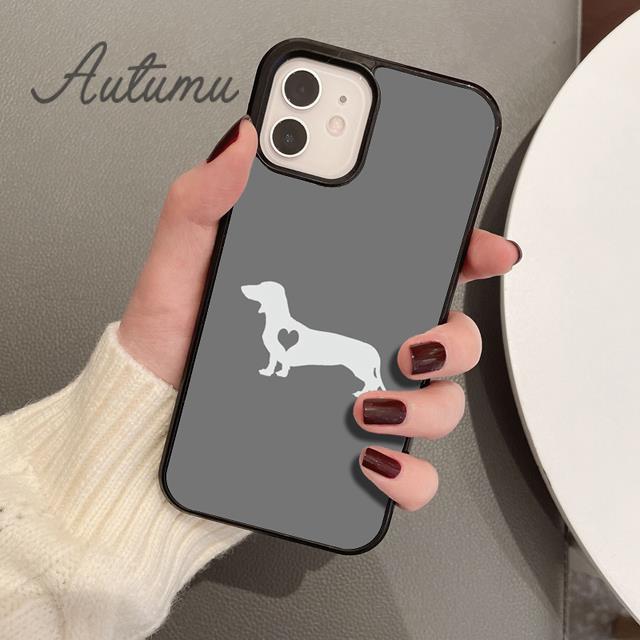 Cartoon Dachshund Sausage Dog Phone Case for iPhone 11 12 13 14 Pro Max Mini X XR XS SE 2020 6 7 8 Plus Galaxy S21 S22 Shell