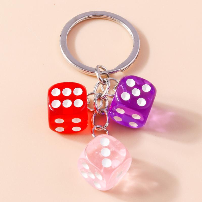 Cuet Resin Geometric Dice Keychain Keyring Pendants for Women Men Car Key Holder Handbag Pendants Charms DIY Jewelry Gifts