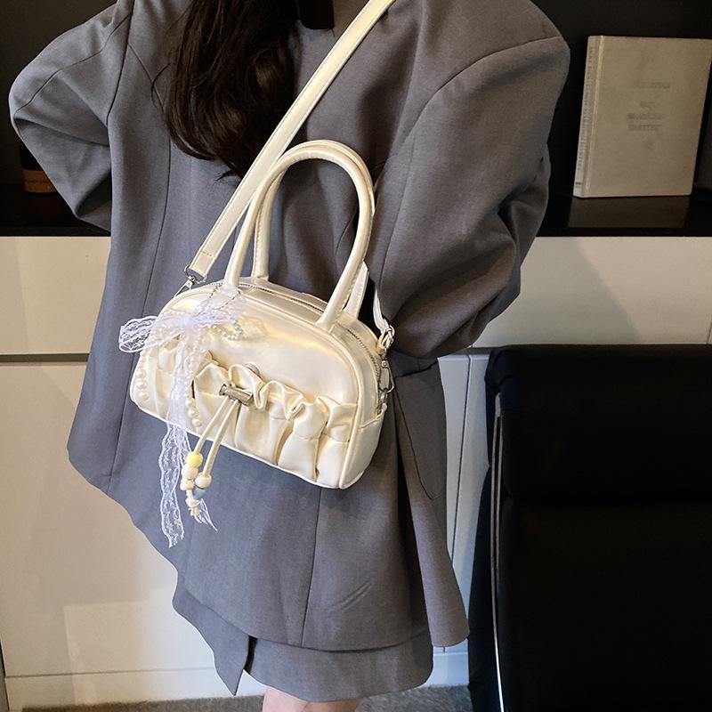 Niche Pleated Portable Bowling Bag Women's New Trendy Spring Fashion Pillow Bag Messenger Bag Trendy