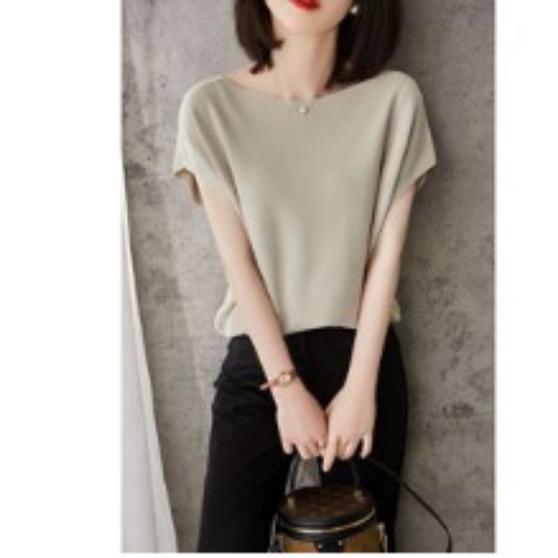 Ice Silk T-shirt for Women In Summer with Bat Sleeves Loose and Slimming Thin Knit Sweater