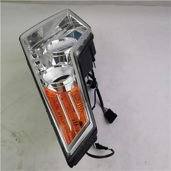 Foton Right Headlight - Model 1U65037100002 Foton