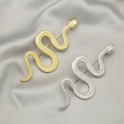 Wind Snake Brooch, Advanced Sense, Retro Personality, Fashionable And Simple, Anti-Light Jacket Pin Decoration, Women